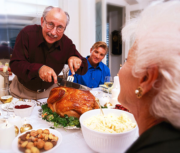 family at Thanksgiving dinner